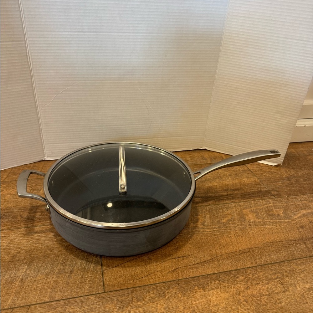 Professional Quality 5.5 qt. Pan Skillet Member’s Mark Nonstick 12” with Lid